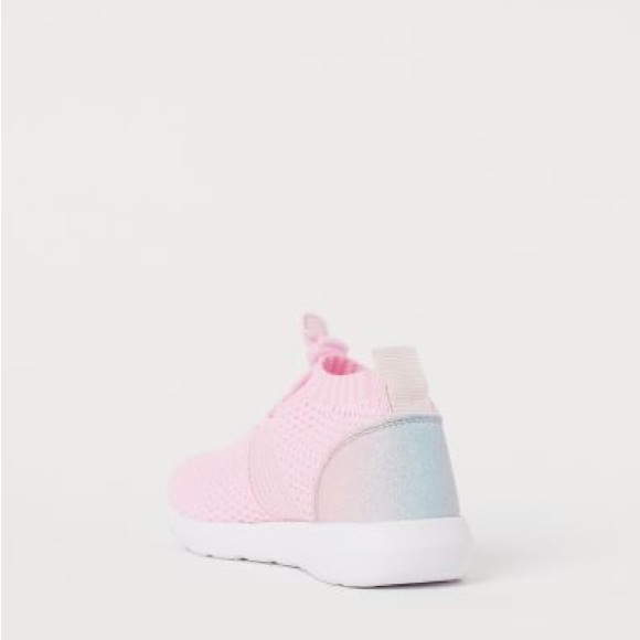 NWT sneakers for toddler girl - no lace, easy to put on-off - Picture 3 of 4